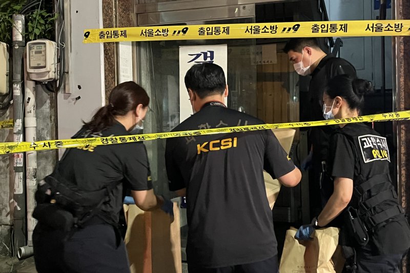 지난 25일 오후 서울 성북구 지하철 4호선 바카라사이트 순위역 인근에서 바카라사이트 순위 사건이 발생해 경찰이 현장을 수습하고 있다. 2025.7.25/뉴스1 ⓒ News1 김종훈 기자 /사진=뉴스1