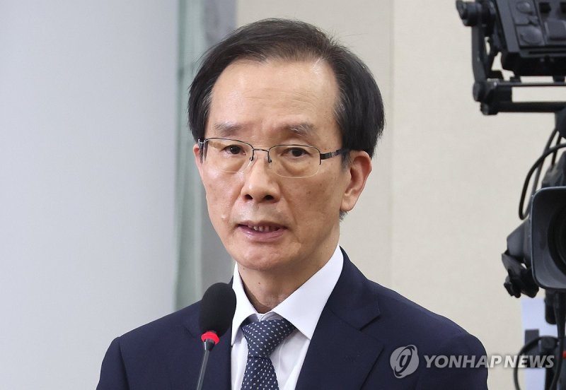 2023년 10월 국정감사에 출석한 이강섭 당시 샤니 대표이사 (출처=연합뉴스)