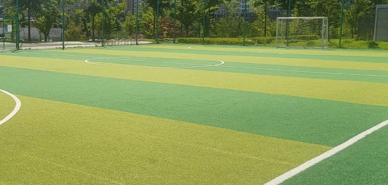26일 낮 바카라 게임 원주시에 폭염경보가 내려진 가운데, 이날 원주시 지정면의 한 공원 내 풋살장은 인파 없이 텅빈 모습을 나타냈다. 2025.7.26/바카라 게임1 신관호 기자