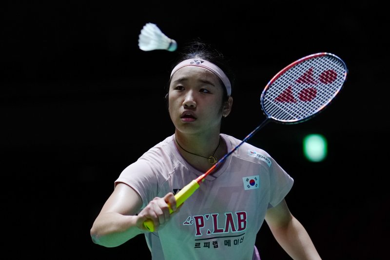 [도쿄=신화/뉴시스] 배드민턴 안세영, 한웨와의 세계배드민턴연맹(BWF) 월드투어 슈퍼 1000 중국오픈 여자단식 준결승에서 기권패. 2025.07.18.