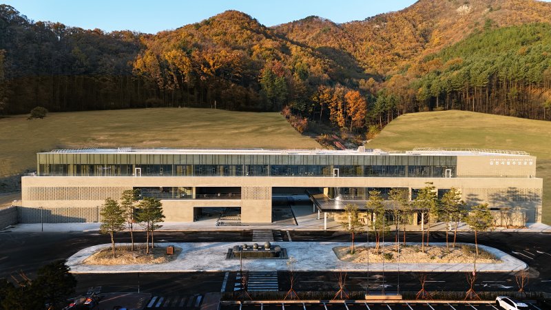 [김천=뉴시스] 김천시립추모공원. (사진=김천시 제공) 2025.07.28 photo@newsis.com *재판매 및 DB 금지