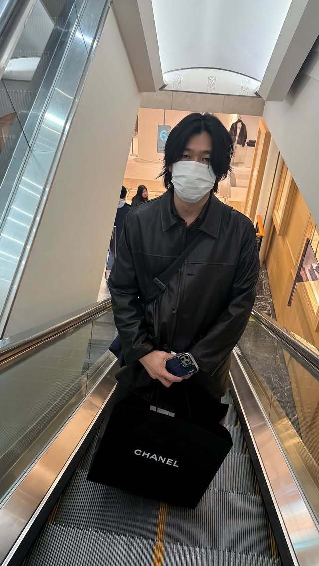 이효리의 특별한 일상…명품 사주는 이상순→폭염 속 유기견 봉사까지