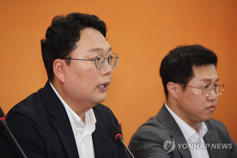 개혁신당 긴급 기자회견 (출처=연합뉴스)