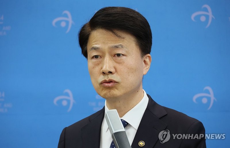 지난해 12월 긴급 브리핑하는 최달영 사무총장 (출처=연합뉴스)