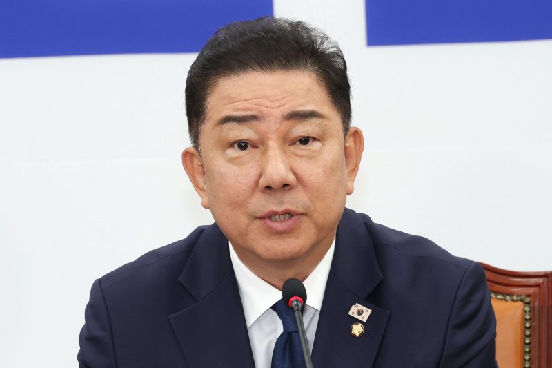 더불어민주당 김병기 당 대표 직무대행 겸 원내대표. 뉴스1