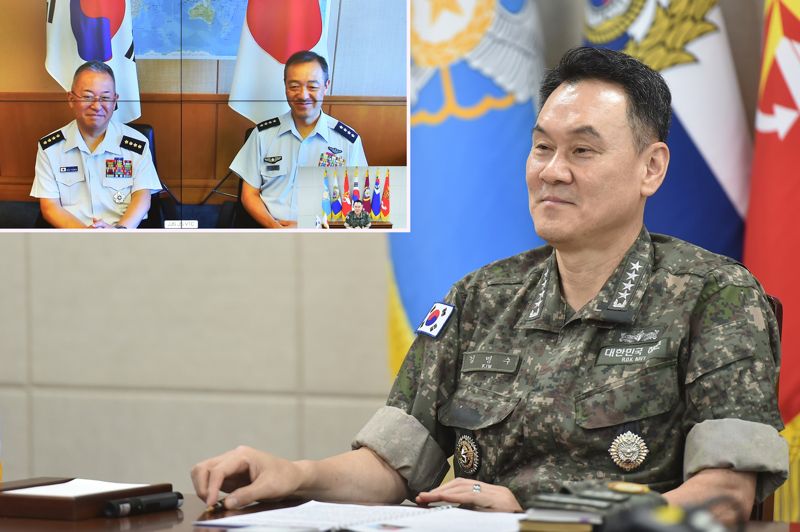합참의장, 日 신·구임 통합막료장과 공조통화 "한미일 안보협력 강조"