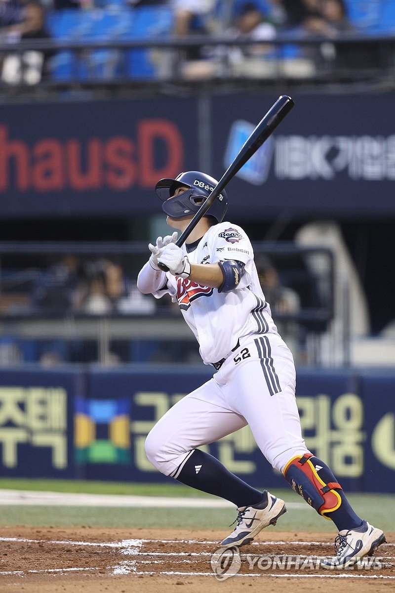 타격하는 박준순 (출처=연합뉴스)