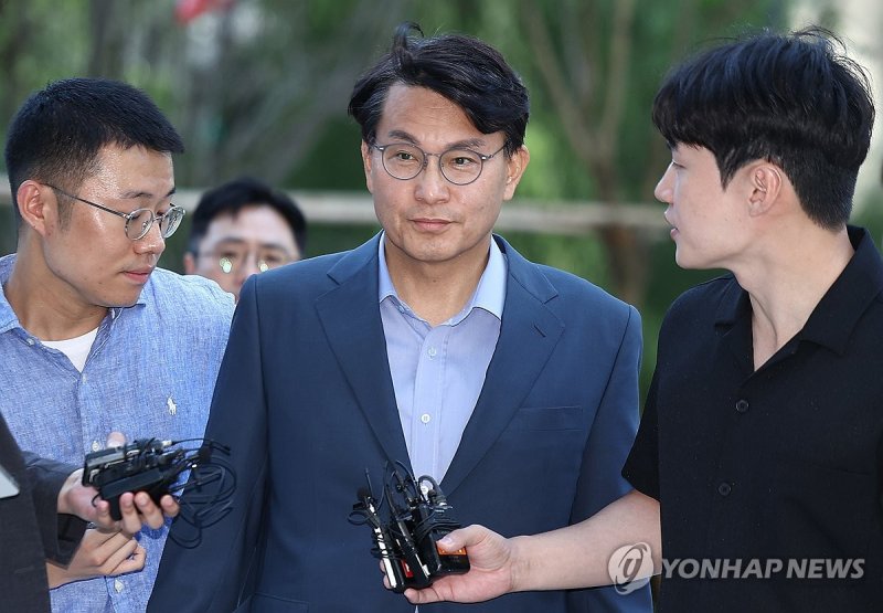 김건희특검, '尹부부 공천개입 공범' 의혹 윤상현 의원 소환 (출처=연합뉴스)