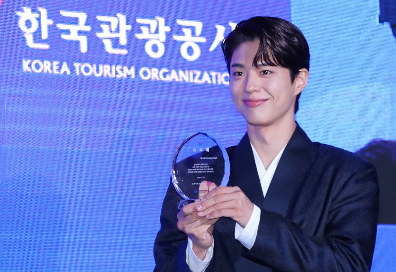 '한국 관광 명예홍보대사' 박보검 "많은 사람에게 한국의 매력 소개할 것" [뉴시스Pic]