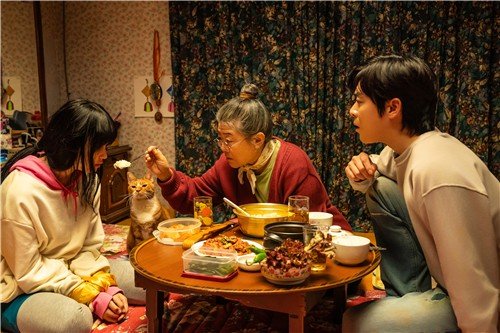 영화 '좀비딸' 속 한 장면 (출처=연합뉴스)