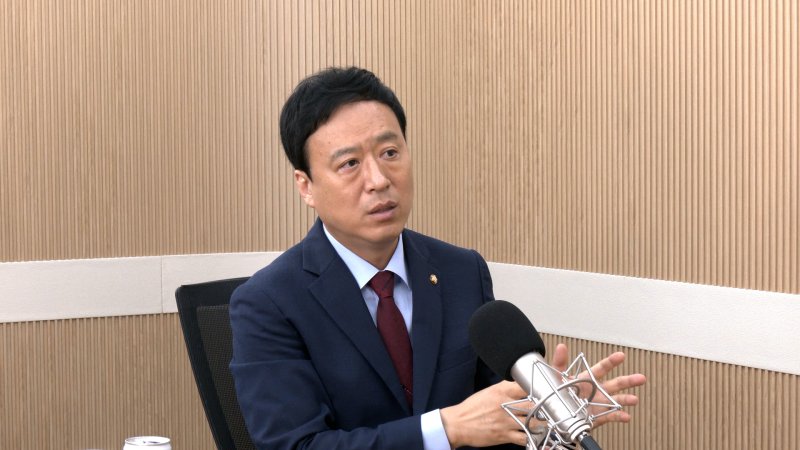 정성국 국민의힘 의원이 29일 뉴스1TV '팩트앤뷰'에 출연해 질문에 답하고 있다.