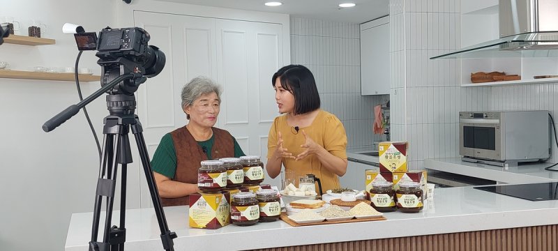 원주영상미디어센터 라이브커머스 (출처=연합뉴스)