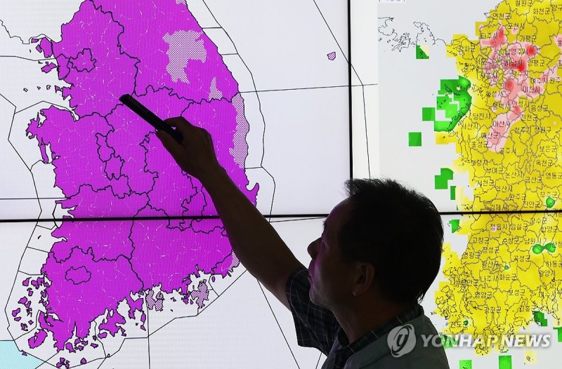 두 곳 빼고 폭염 특보 (출처=연합뉴스)