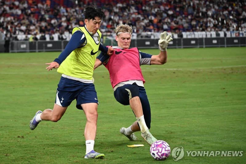 훈련하는 손흥민 (출처=연합뉴스)