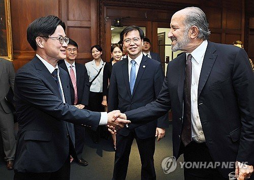 김정관 장관, 미국 상무부 장관 면담 (출처=연합뉴스)
