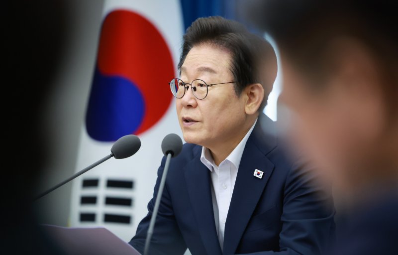 李대통령 "국민주권 정부, 실용적인 시장주의 정부 될 것"