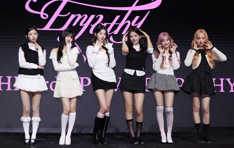 아이브, 팀 K리그 vs 뉴캐슬 경기 시축·하프타임 쇼 출격