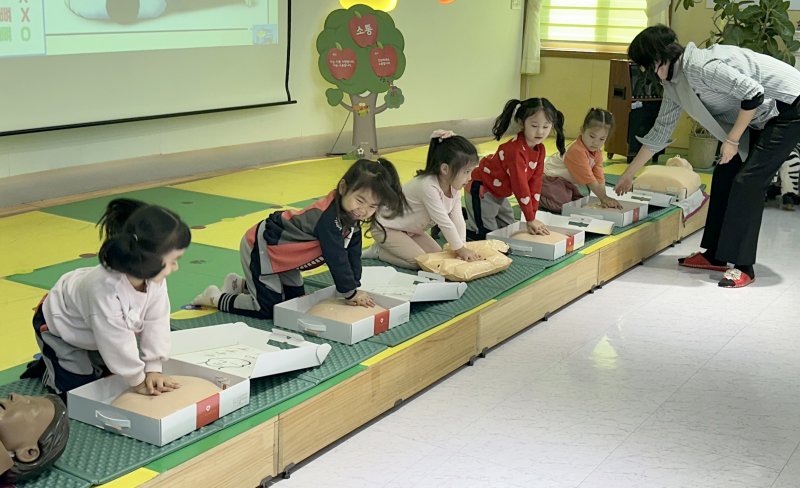 [광주=뉴시스] 광주시 '찾아가는 재난안전교실'. (사진=광주시 제공) 2025.07.30. photo@newsis.com *재판매 및 DB 금지