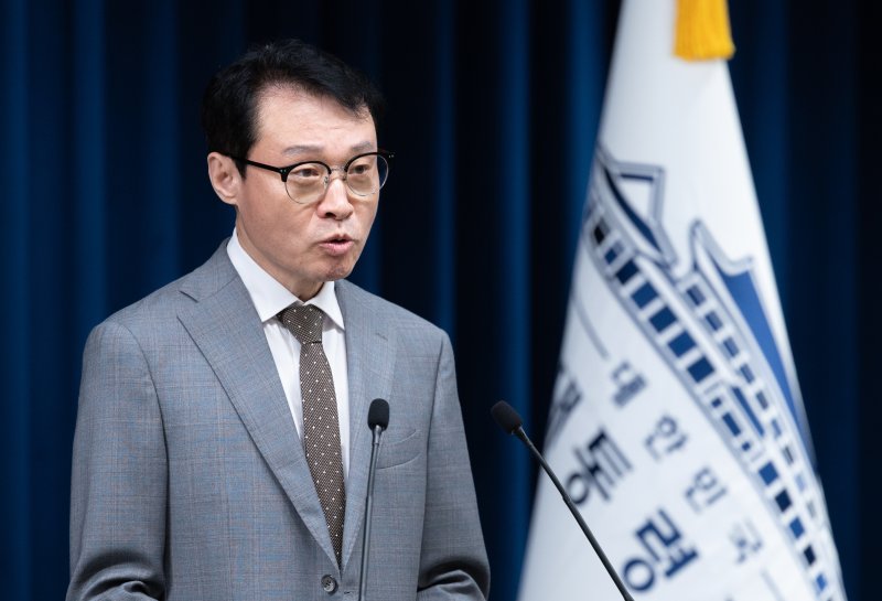 이규연 대통령실 홍보소통수석이 29일 서울 용산 대통령실 청사에서 중대재해 반복 발생 근절대책 관련 브리핑을 하고 있다. 2025.7.29/뉴스1 ⓒ News1 이재명 기자