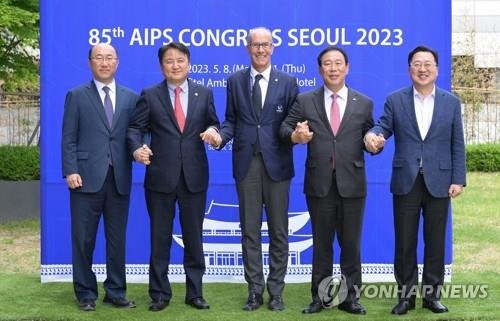 충청 U대회 관심 촉구하는 충청권 4개 시도 단체장 및 부단체장 (출처=연합뉴스)