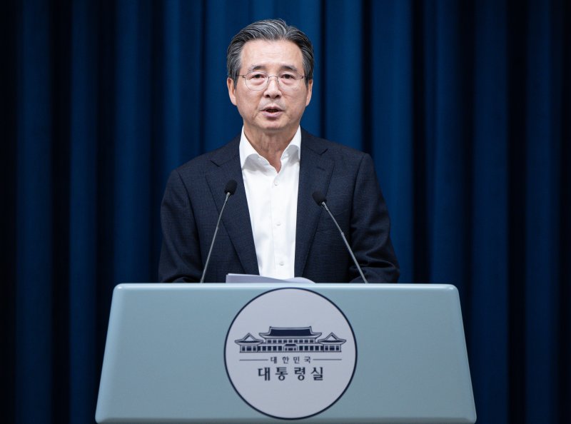 김용범 정책실장이 31일 서울 용산 대통령실 청사에서 한미 관세 협상 타결 관련 브리핑을 하고 있다. 2025.7.31/뉴스1 ⓒ News1 이재명 기자