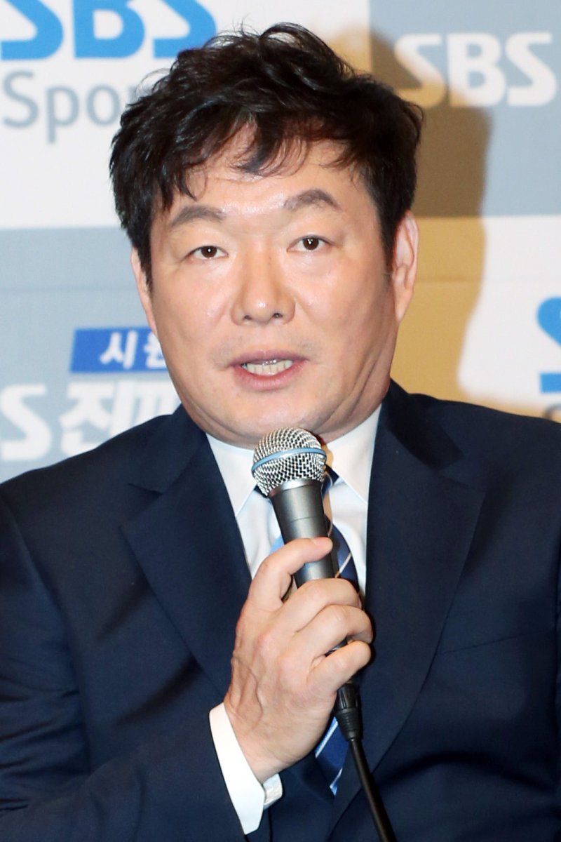 "선수 부진, 아내가 잘해야 돼" 이순철 발언 논란…"시대착오적" 비판 [N이슈]