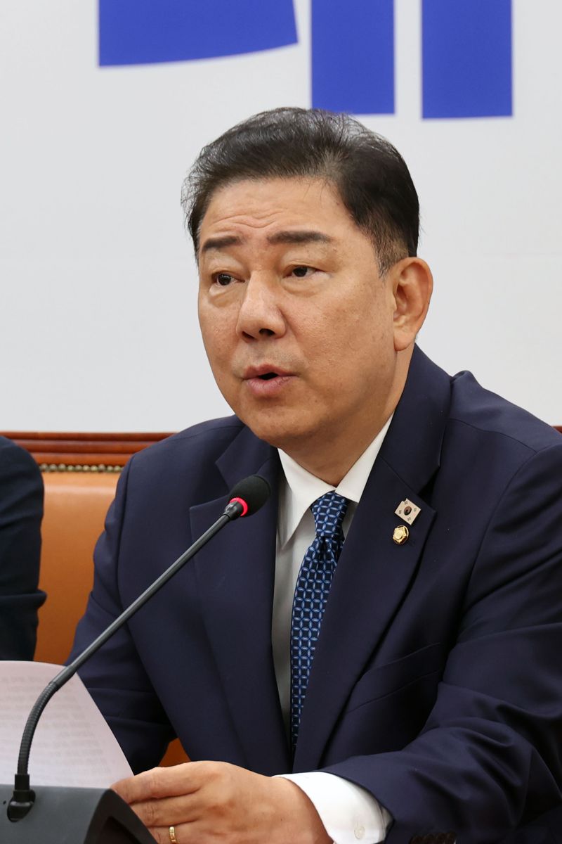 메이저 바카라사이트 더불어민주당 대표 직무대행 겸 원내대표가 31일 국회에서 열린 정책조정회의에서 발언하고 있다. 사진=서동일 기자