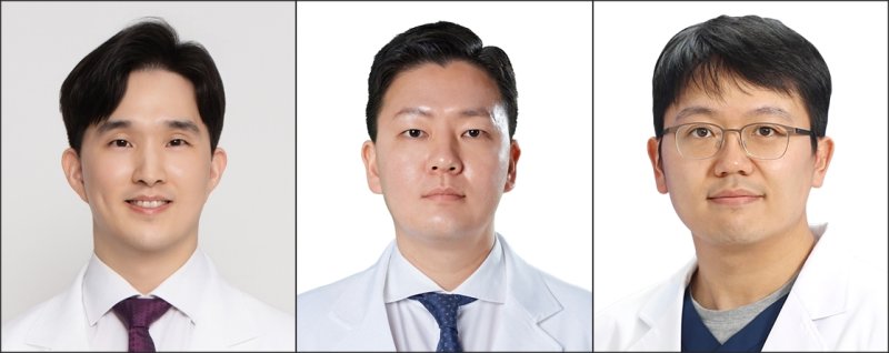 [서울=뉴시스] 좌측부 나용재 교수·김범석 중앙대학교광명병원 재활의학과 교수, 권우근 고려대학교구로병원 신경외과 교수. (사진= 중앙대학교광명병원 제공)