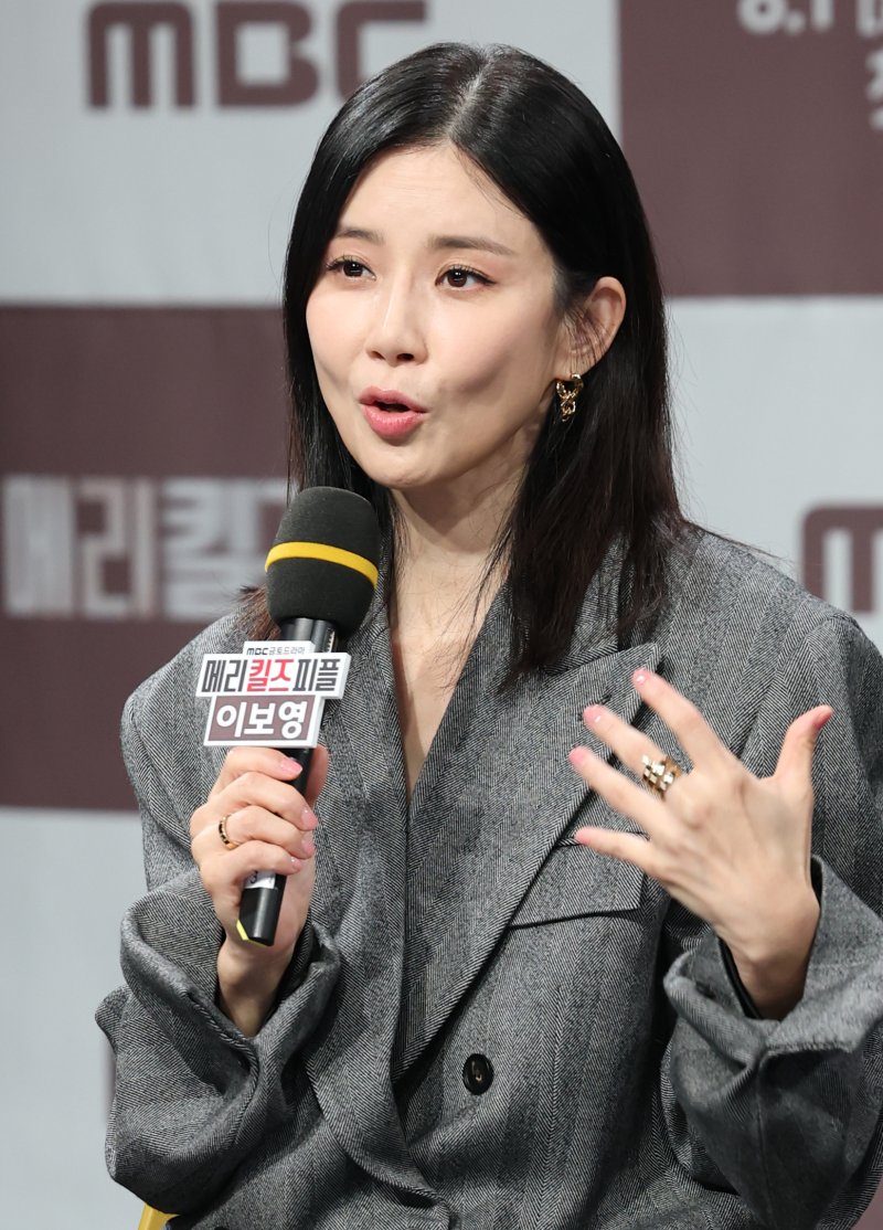 '메리킬즈피플' 이보영 "조력 사망 소재, 재미보다 얘기하고 싶어 선택"