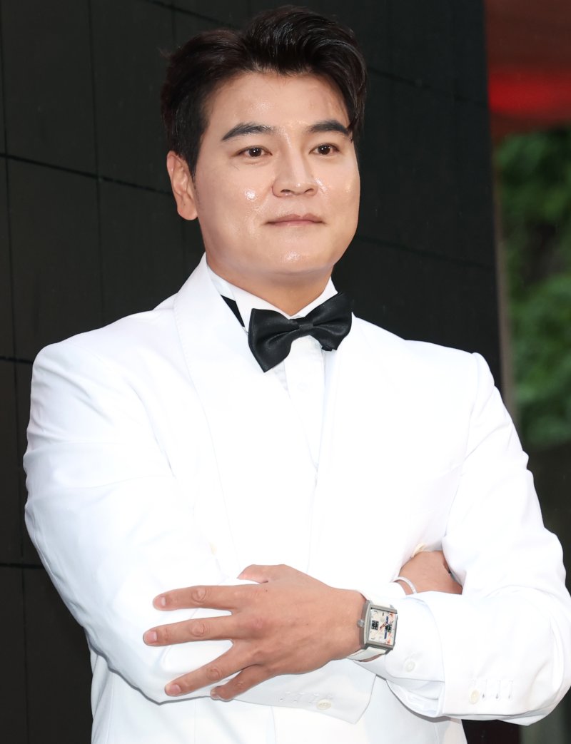 추신수, 여성 야구단 감독 된다…새 예능 '야구여왕' 합류
