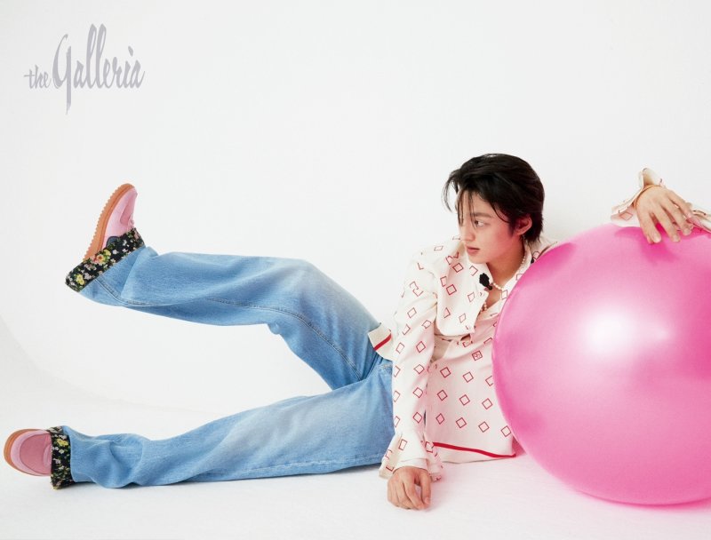 한현준, 데뷔 후 첫 화보…소년미 뿜뿜 청춘스타 [N화보]