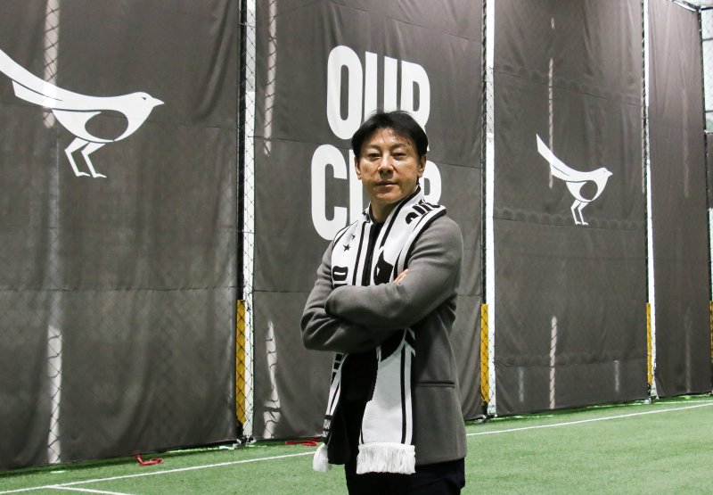 [서울=뉴시스] 프로축구 K리그2 성남FC의 비상근 단장으로 부임한 신태용 전 인도네시아 축구대표팀 감독. (사진=성남FC 제공) *재판매 및 DB 금지