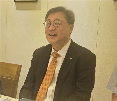 NIPA, AI 전담부서 3개로 늘린다
