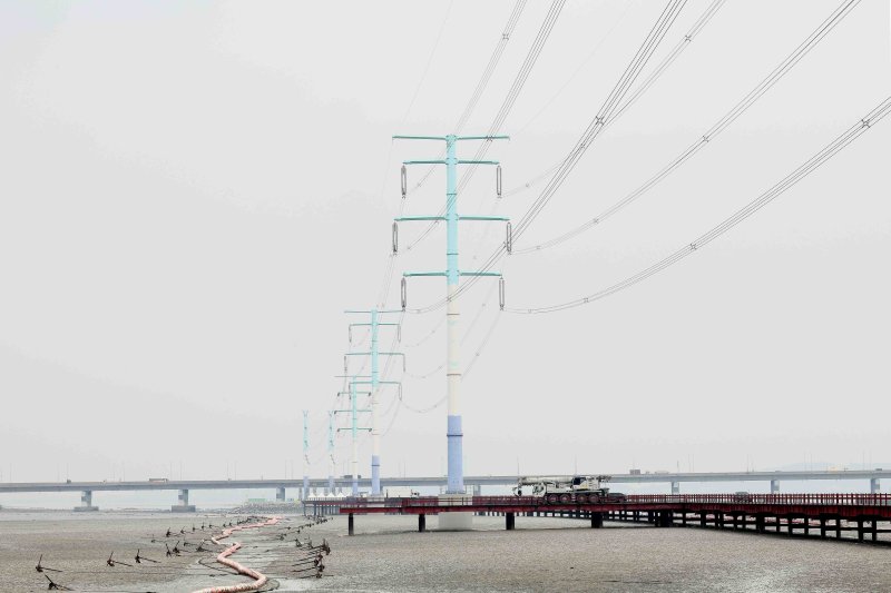 [서울=뉴시스] 송전선로345kV 북당진-신탕정 송전선로. (사진=산업통상자원부 제공) 2025.04.02. photo@newsis.com *재판매 및 DB 금지