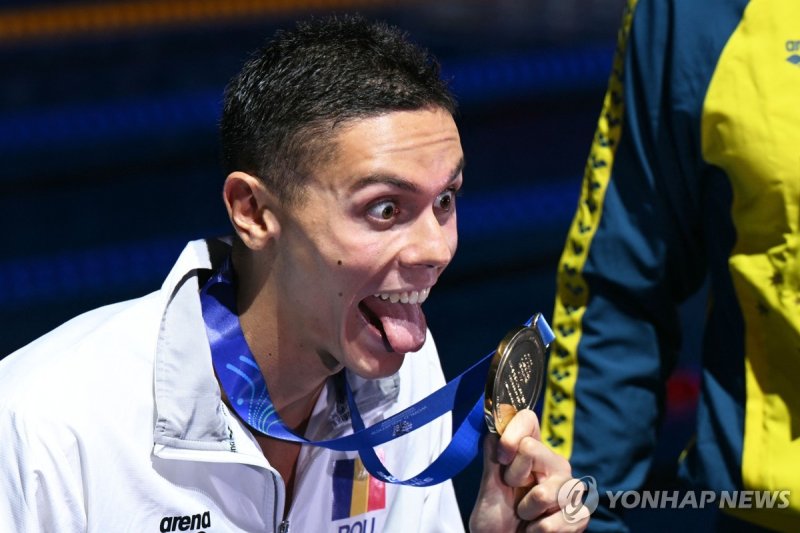 남자 자유형 200m에 이어 100m에서도 우승한 다비드 포포비치. (출처=연합뉴스)