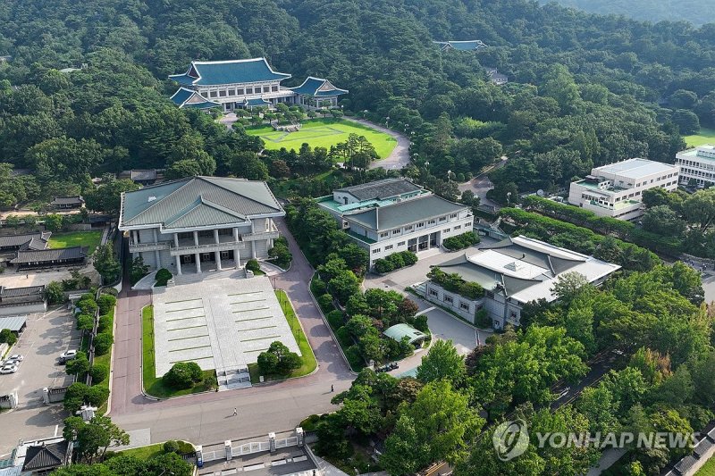 청와대, 대통령 집무실 복귀 위해 보안ㆍ안전 점검 (출처=연합뉴스)