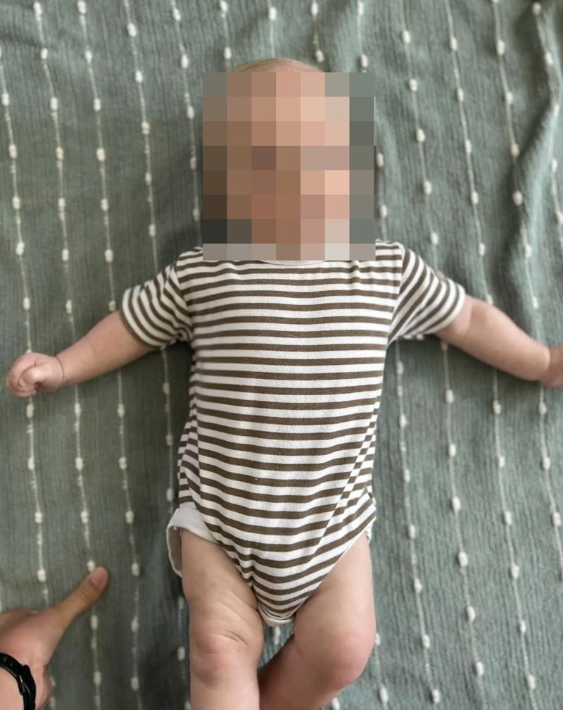 차 안에 남겨진 5개월 아기 질식사, 아버지는..