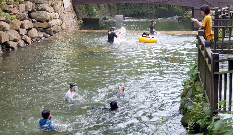 [구례=뉴시스] 계곡 물놀이. (사진=뉴시스 DB). photo@newsis.com
