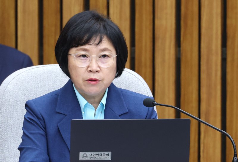 18일 오후 서울 여의도 국회에서 열린 국무총리 임명동의에 관한 인사청문특별위원회 전체회의에서 여당 간사인 김현 더불어민주당 의원이 발언하고 있다. 2025.6.18/뉴스1 ⓒ News1 이광호 기자