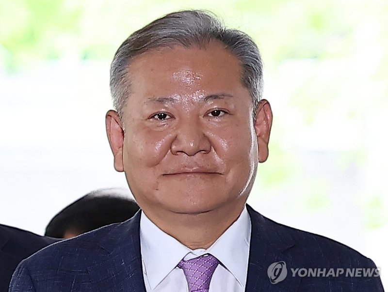 영장심사 위해 법원 출석하는 이상민 전 장관 (출처=연합뉴스)