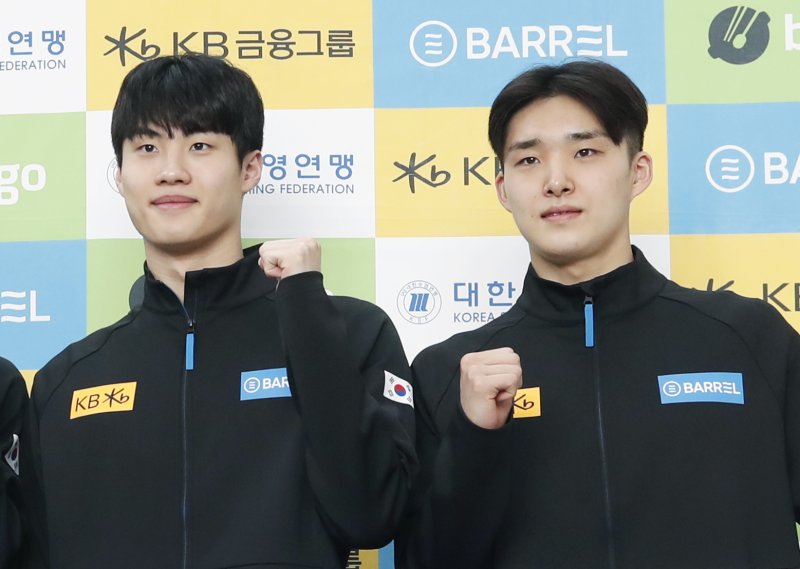 황선우(왼쪽)와 김우민. 뉴스1 DB ⓒ News1 권현진 기자