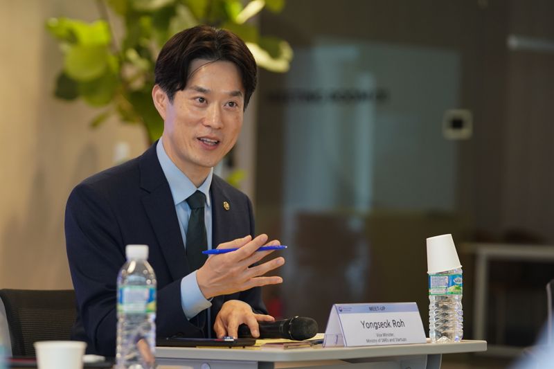 노용석 중소벤처기업부 차관이 1일 서울 강남구 글로벌스타트업센터(GSC)에서 열린 '인바운드 창업기업 간담회'에서 인사말을 하고 있다.