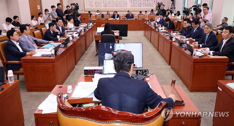 법사위 통과한 상법 일부개정법률안 (출처=연합뉴스)