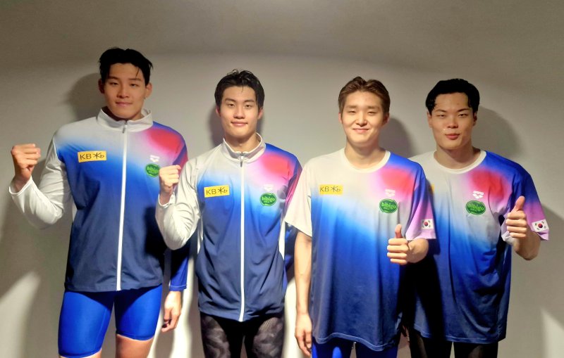 [서울=뉴시스] 경영 대표팀, 남자 계영 800m 7분04초68로 싱가포르 세계선수권 결선 진출. (사진=대한수영연맹 제공) *재판매 및 DB 금지