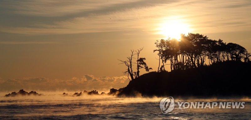 그림엽서 같은 명선도 일출 (출처=연합뉴스)