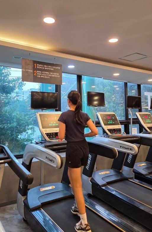 '박지윤과 이혼' 최동석, 딸과 데이트…"참 많이 잘 컸다"