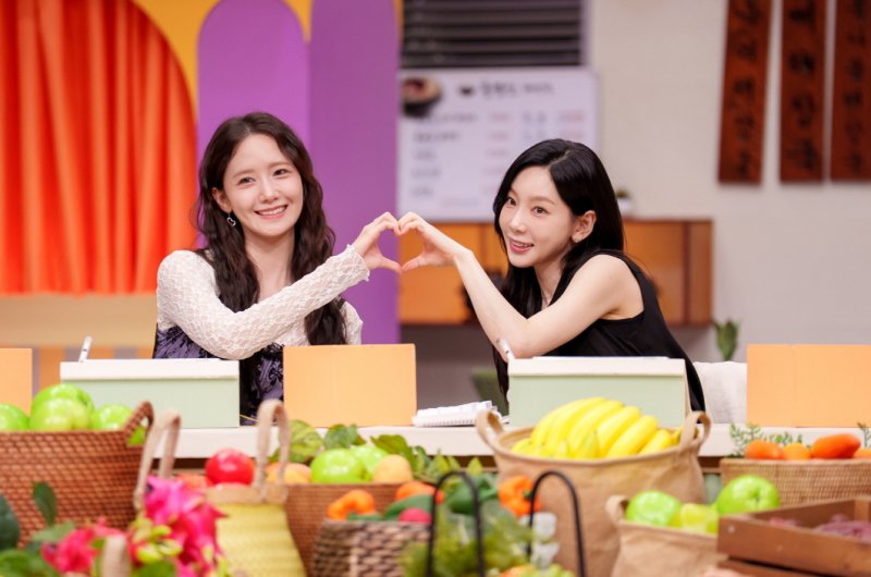 임윤아 태연, 집순이 맞는지 의심…내 작품 하나도 모르더라