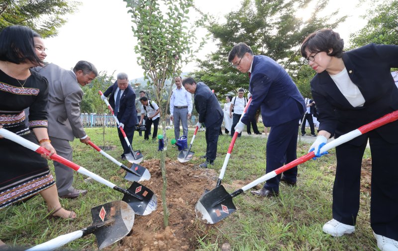 [함양=뉴시스] 함양군-베트남 남짜미읍 우호교류 10주년 기념행사 성료 (사진=함양군 제공) 2025. 08. 02. photo@newsis.com *재판매 및 DB 금지