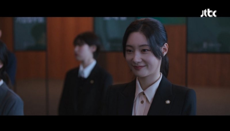 '에스콰이어' 정채연, 서슬퍼런 이진욱 인정 받았다…3.7%로 시작