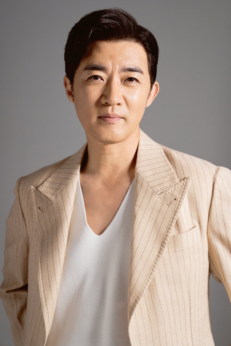 '독수리 5형제' 안재욱 "4회 연장…많은 사랑 받아 감사" [N인터뷰]①